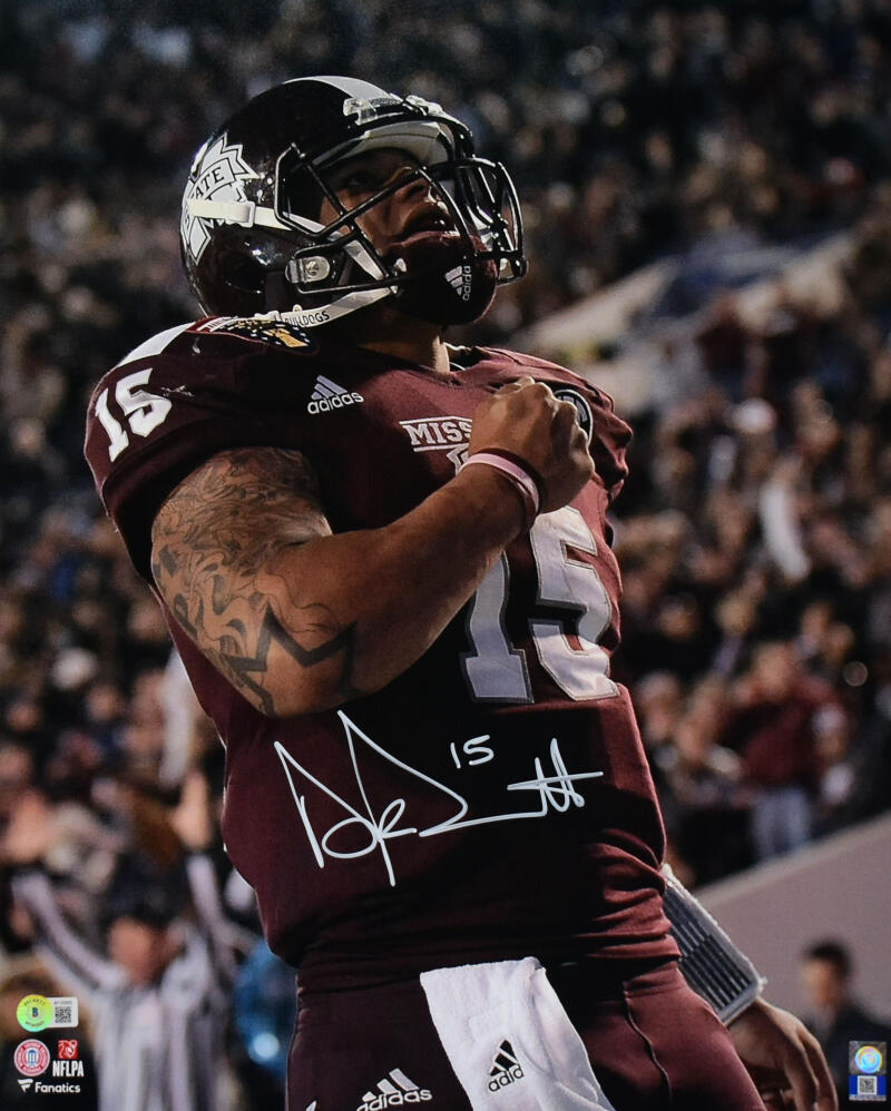 Dak Prescott Autographed Mississippi State 16x20 Looking Up Photo-Beckett W Hologram *White